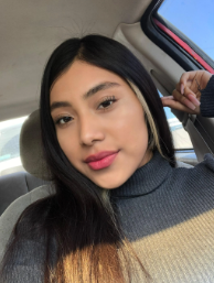 <em>Olivia M. </em>(Vancouver, Canada)